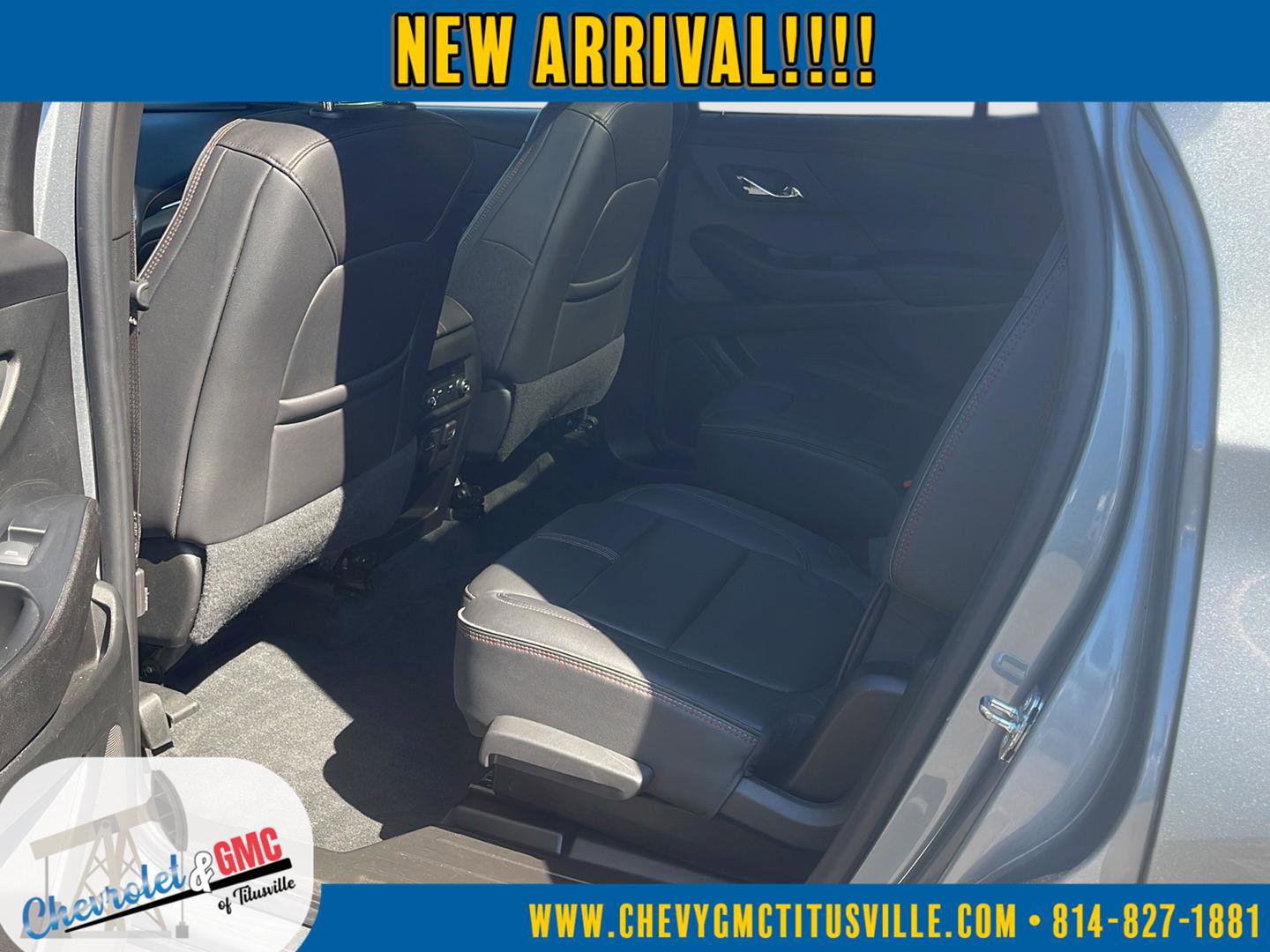 Used 2023 Chevrolet Traverse RS image 13