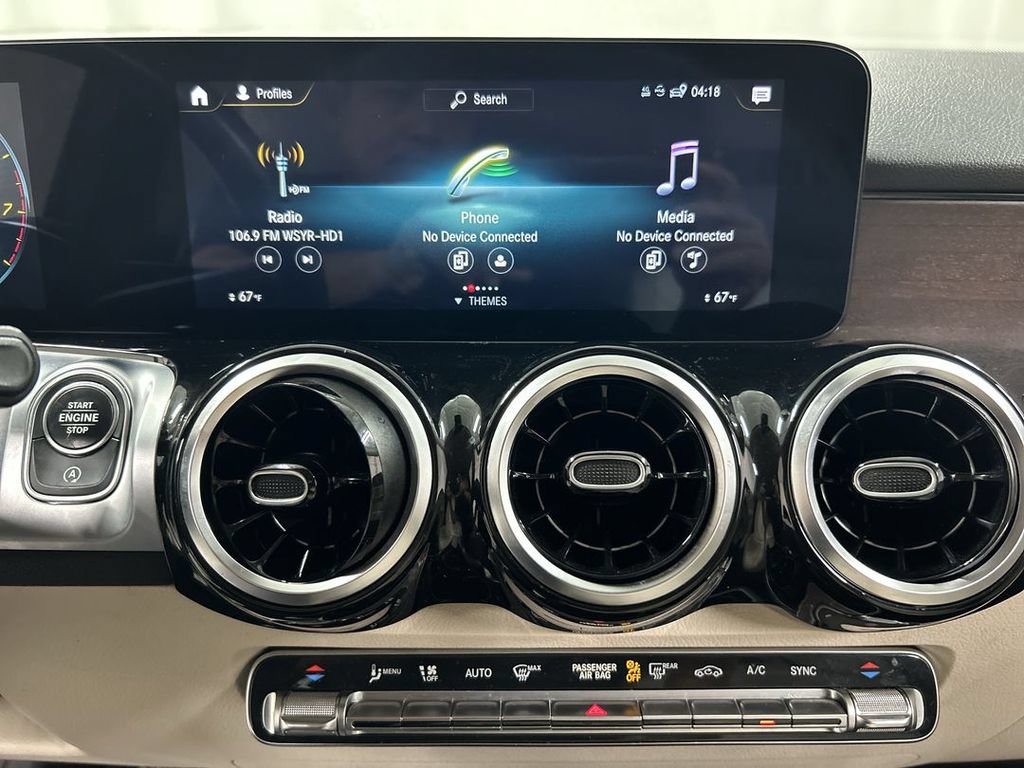 Used 2022 Mercedes-Benz GLB 250 4MATIC image 14