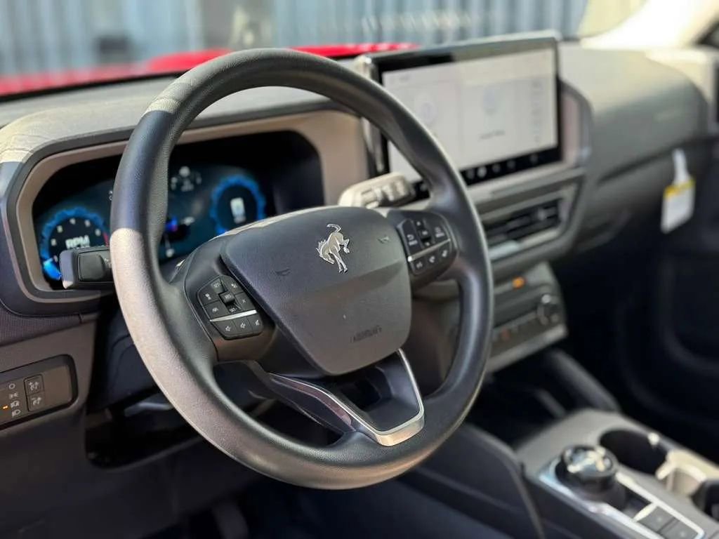 Used 2025 Ford Bronco Sport Big Bend image 15