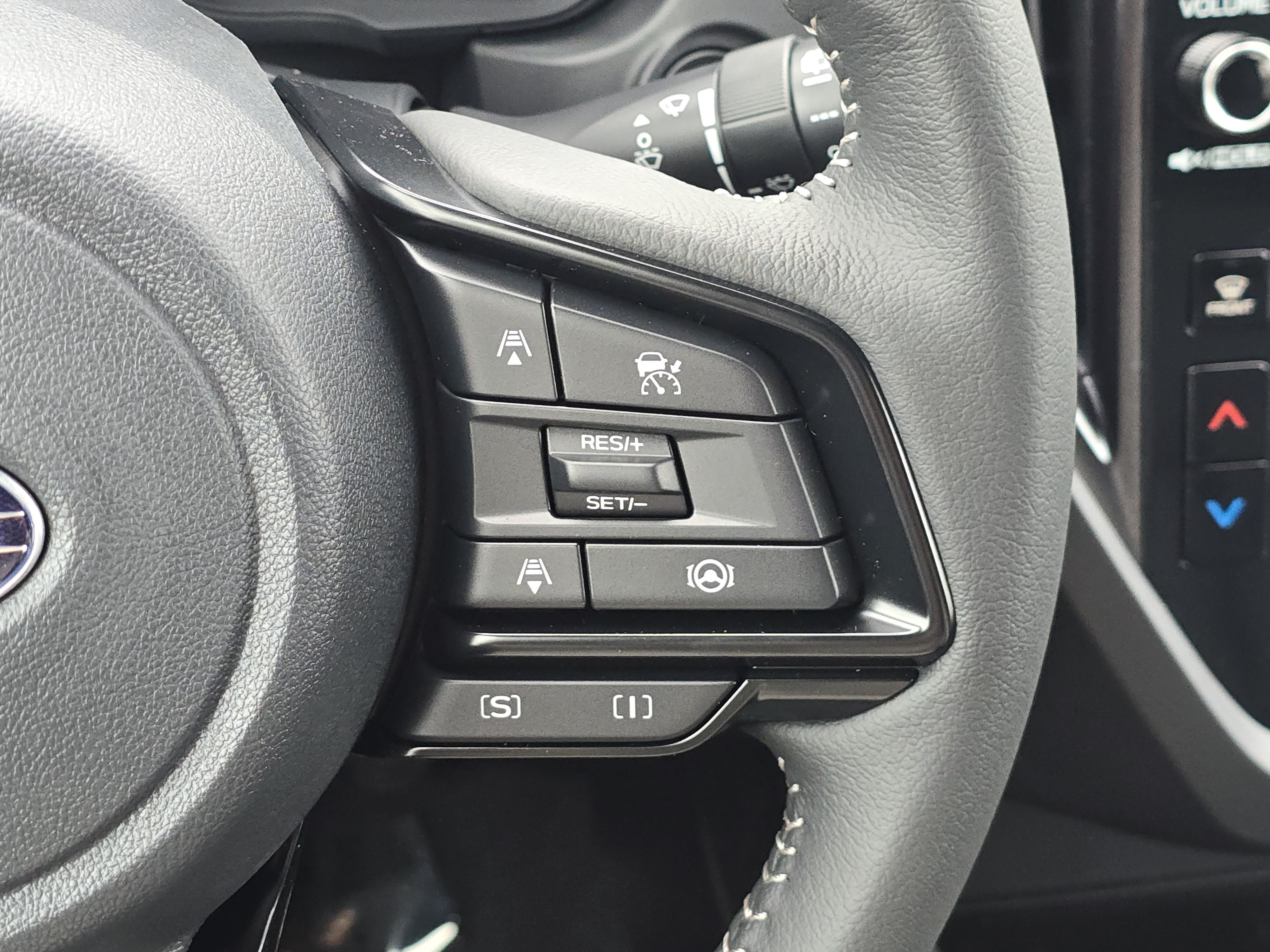 New 2026 Subaru Forester Premium AWD/4WD image 25