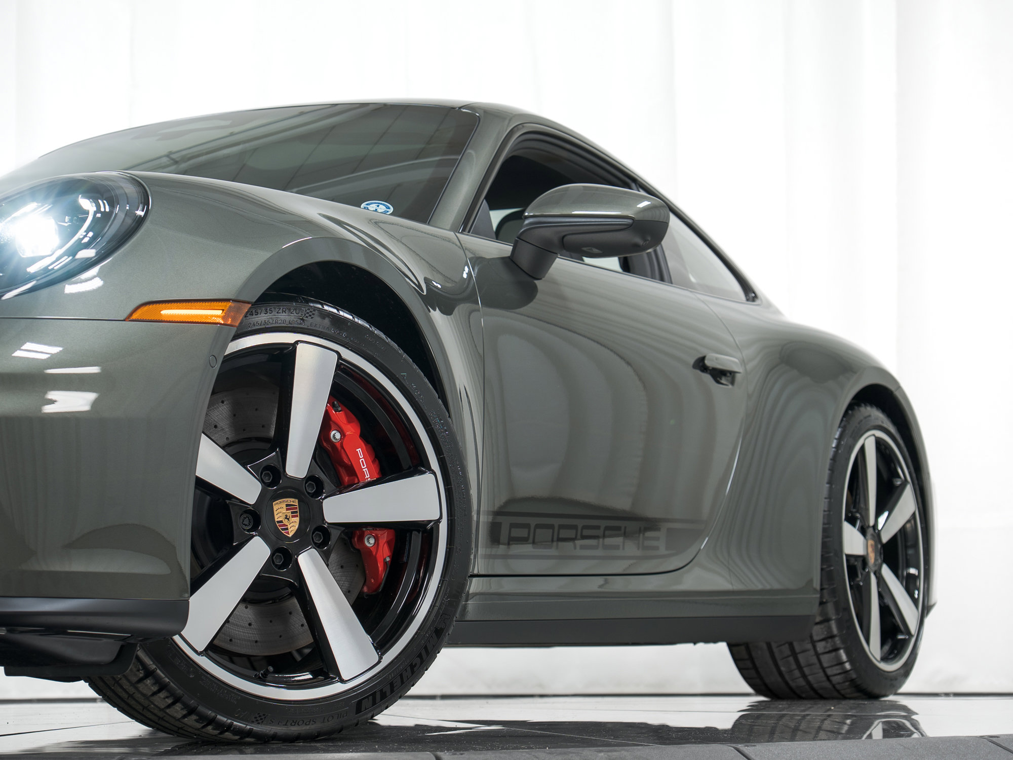 New 2026 Porsche 911 Carrera 4S image 36