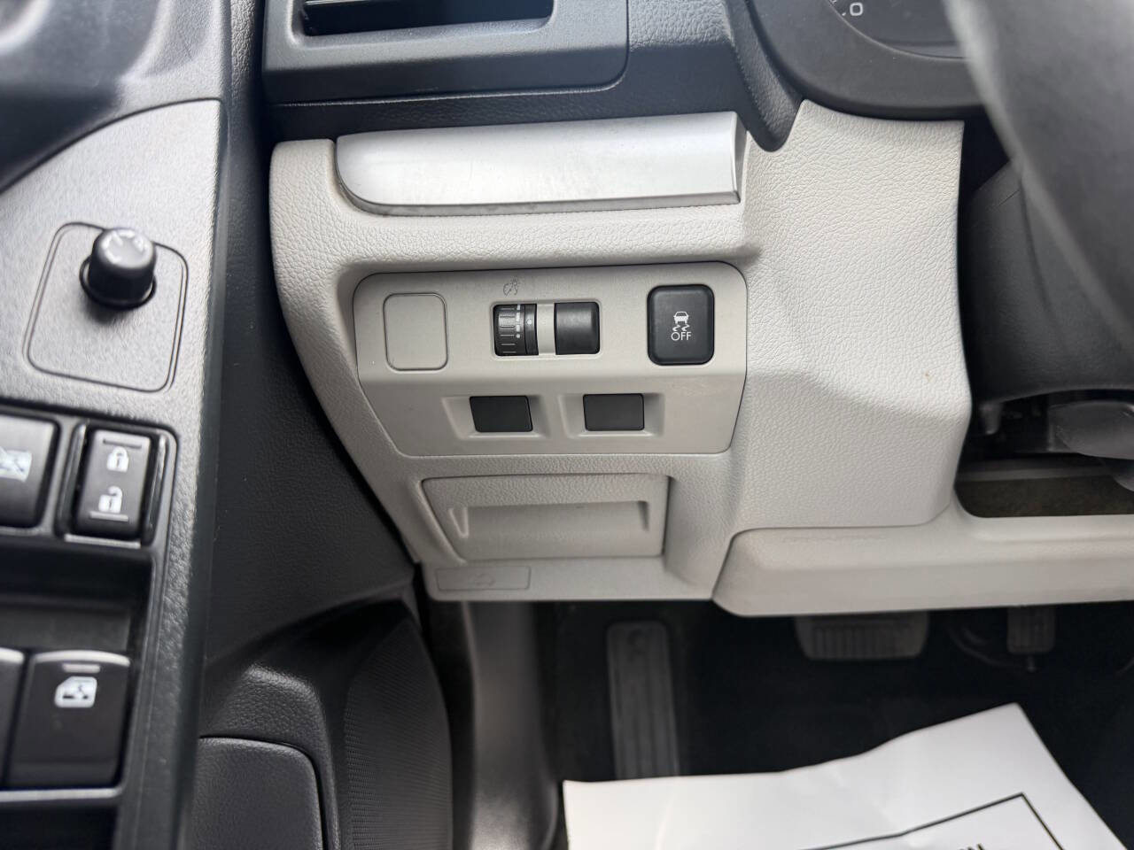 Used 2015 Subaru Forester 2.5i Premium w/ All-Weather Package image 28