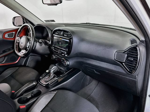 Used 2021 Kia Soul Turbo FWD image 22