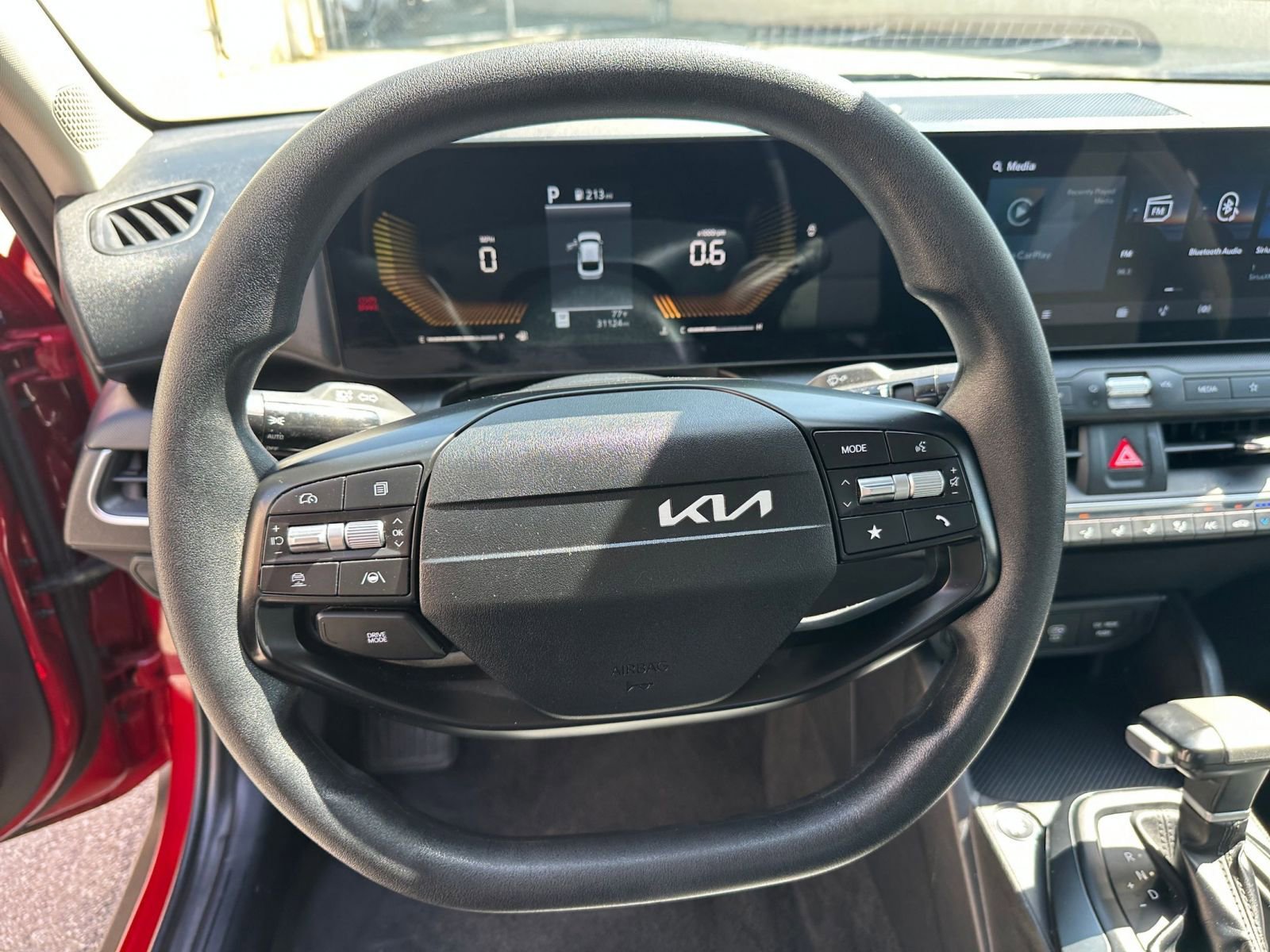 Used 2025 Kia K4 FWD image 27