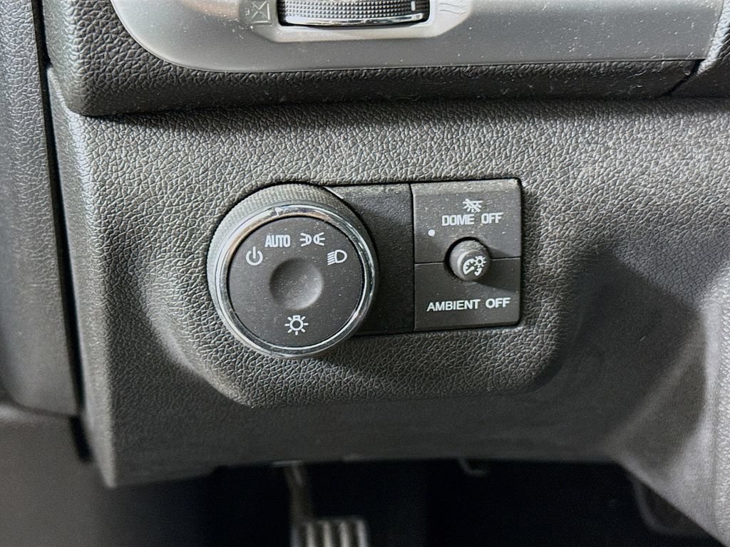 Used 2016 GMC Acadia SLE FWD image 10
