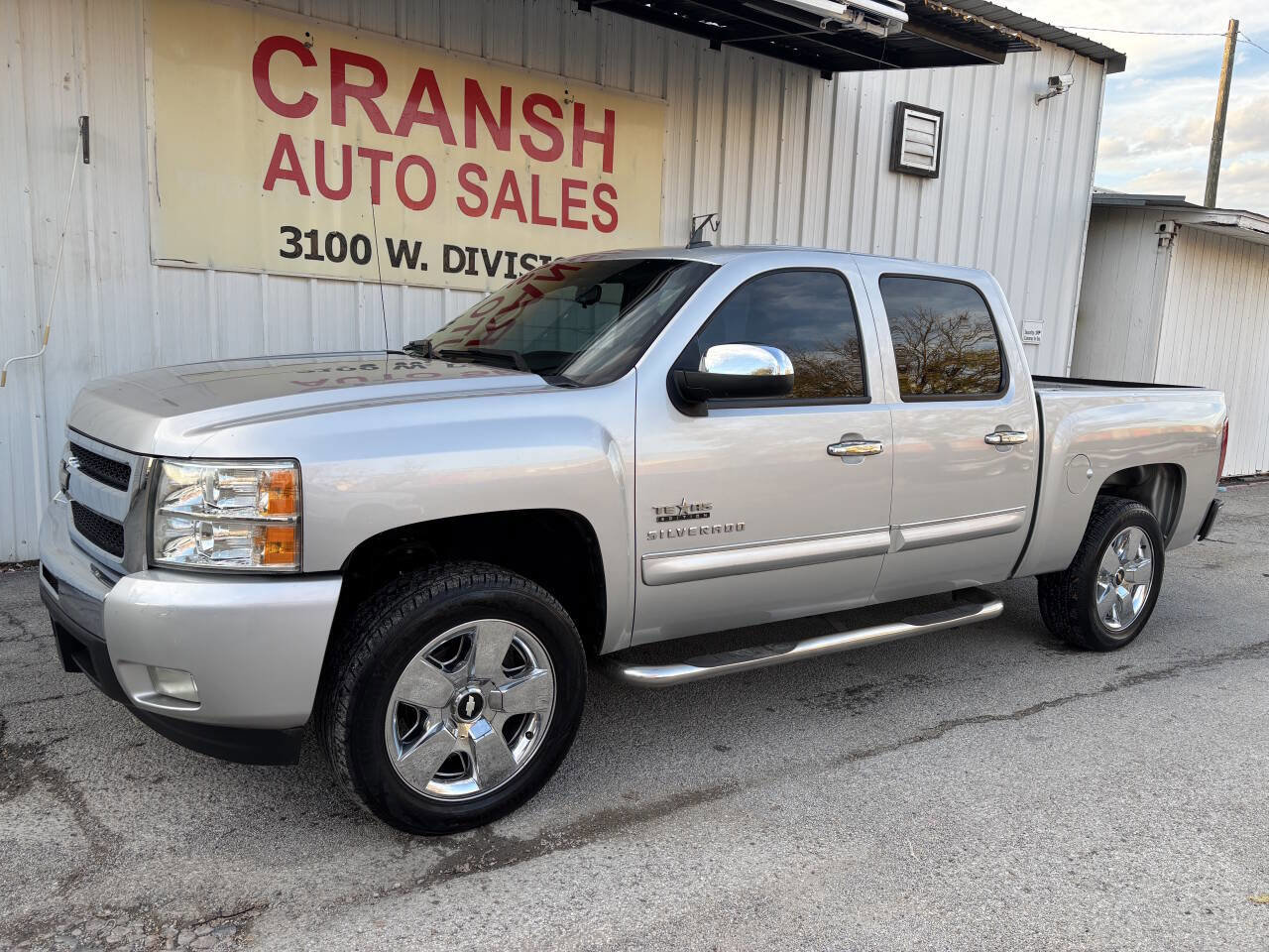 Used 2011 Chevrolet Silverado 1500 LT w/ Texas Edition image 5