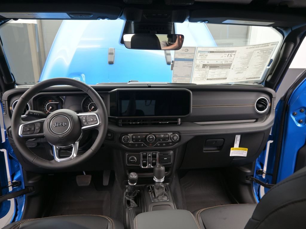 New 2026 Jeep Wrangler Unlimited Sahara AWD/4WD image 23
