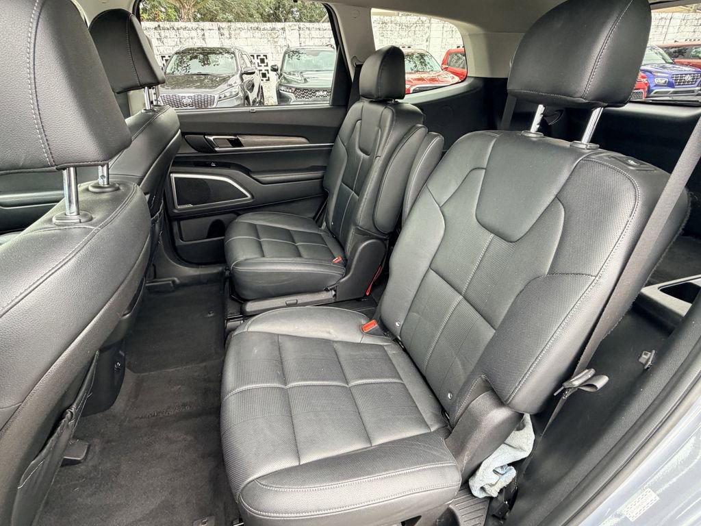 Certified 2022 Kia Telluride EX w/ EX Premium Package image 20