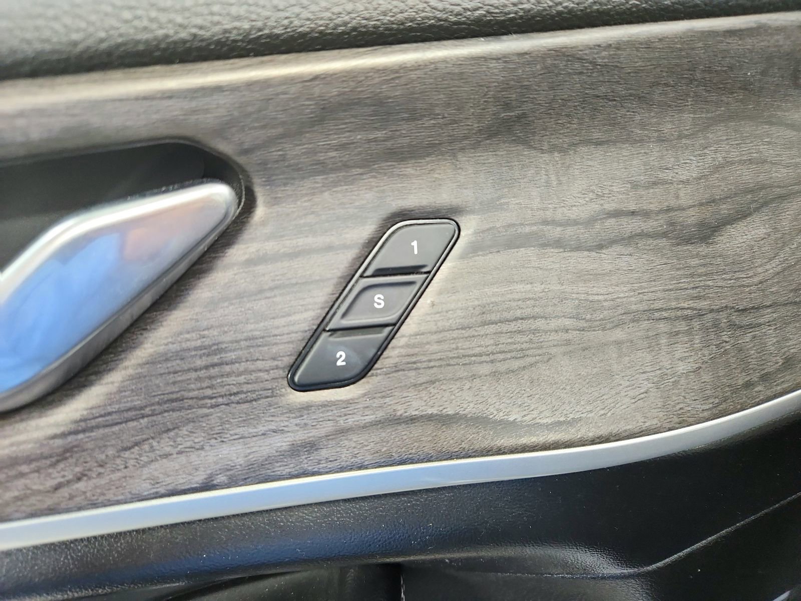 Used 2021 Jeep Grand Cherokee L Limited w/ Trailer Tow Group (B) image 21