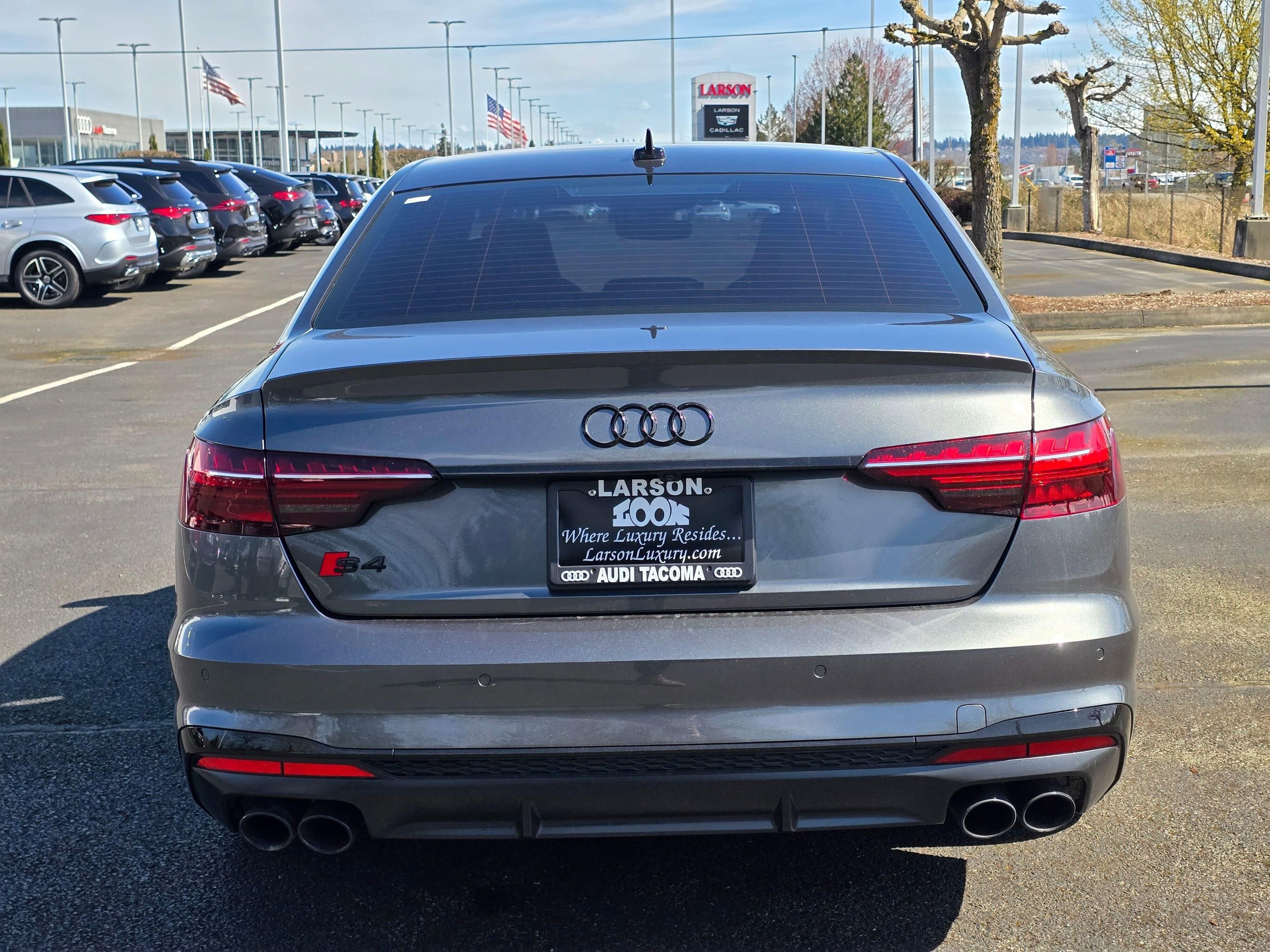 Used 2023 Audi S4 Premium Plus w/ Premium Plus Package AWD/4WD image 4