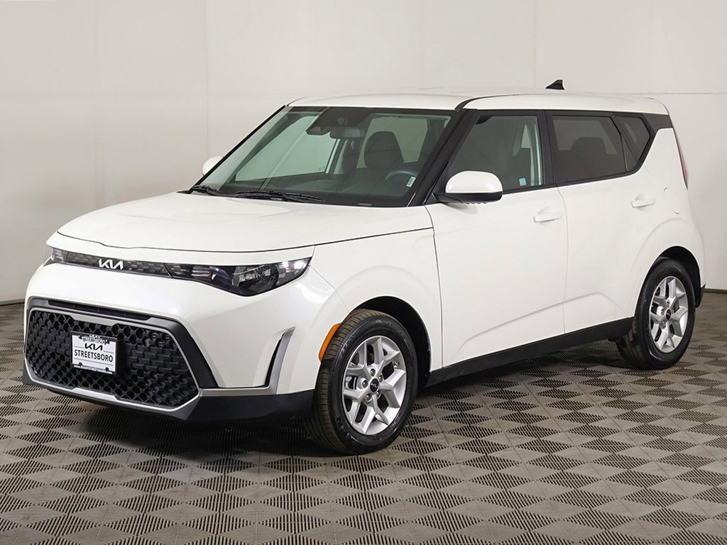 Used 2024 Kia Soul LX w/ Option Group 015 image 7