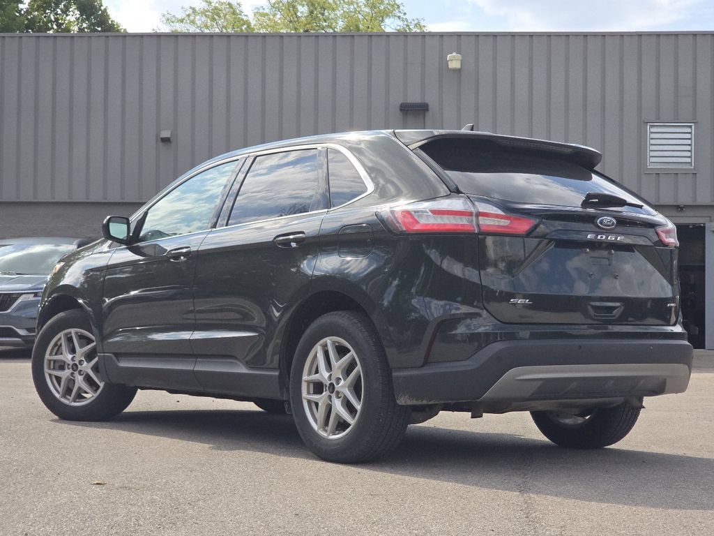 Used 2024 Ford Edge SEL AWD/4WD image 12