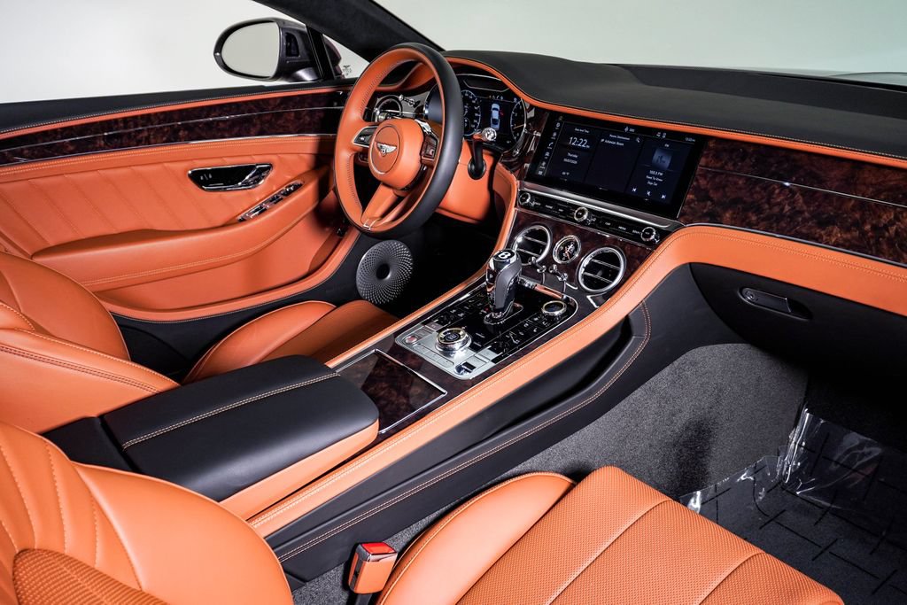 Used 2024 Bentley Continental GT AWD/4WD image 16