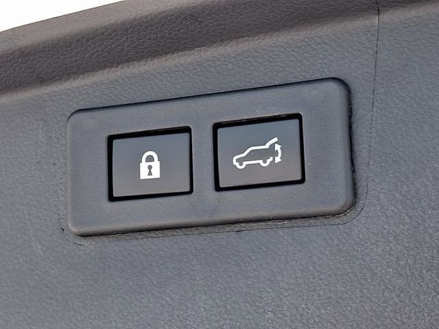 Used 2025 Subaru Outback Limited AWD/4WD image 33