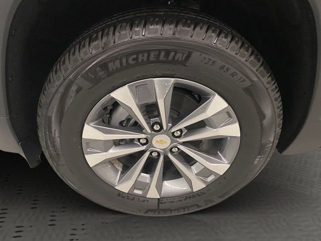 New 2026 Chevrolet Equinox LT w/ Convenience Package II AWD/4WD image 10