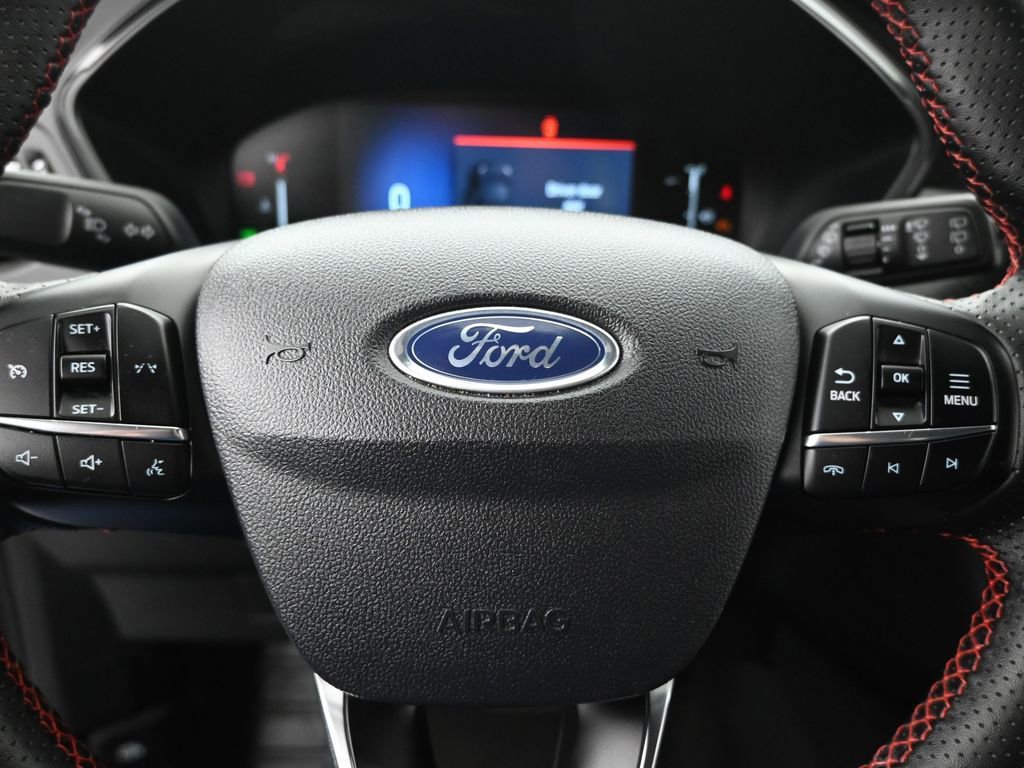 Certified 2025 Ford Escape ST-Line AWD/4WD image 12