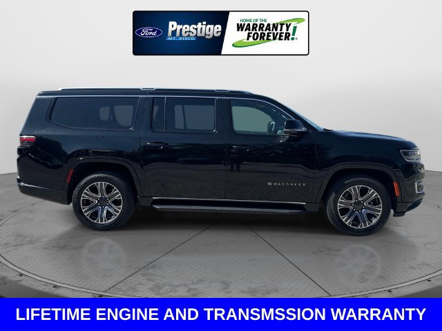 Used 2024 Jeep Wagoneer L Series II RWD image 3
