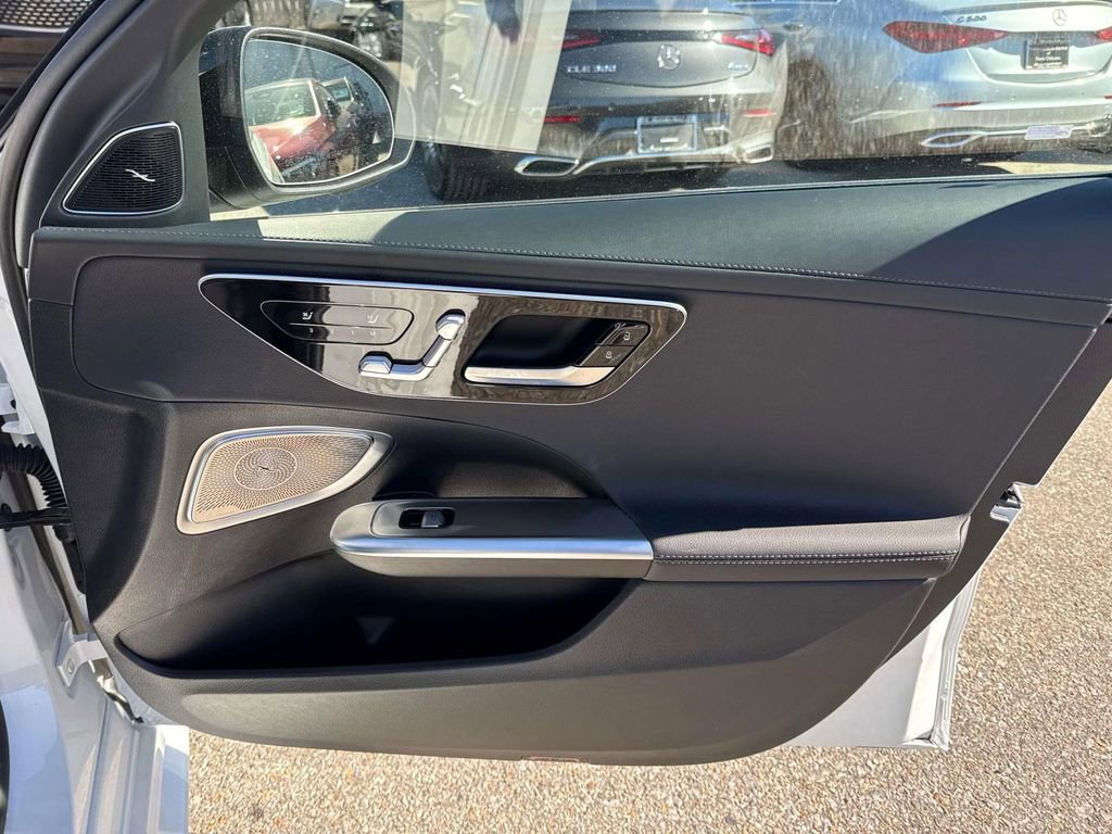 Used 2024 Mercedes-Benz C 300 Sedan image 13