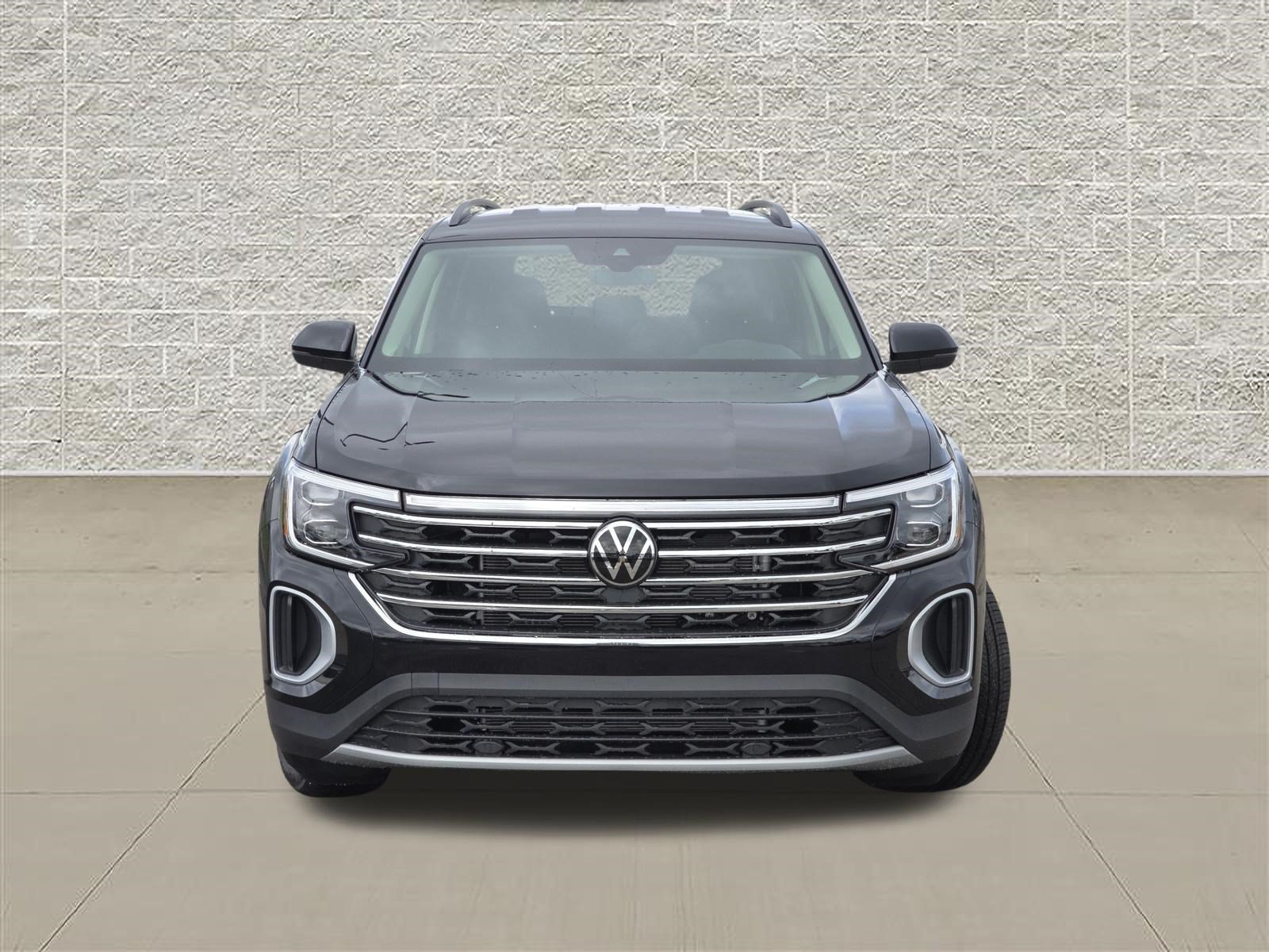 New 2026 Volkswagen Atlas SE AWD/4WD image 2