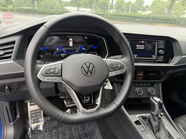 Used 2023 Volkswagen Jetta Sport FWD image 14