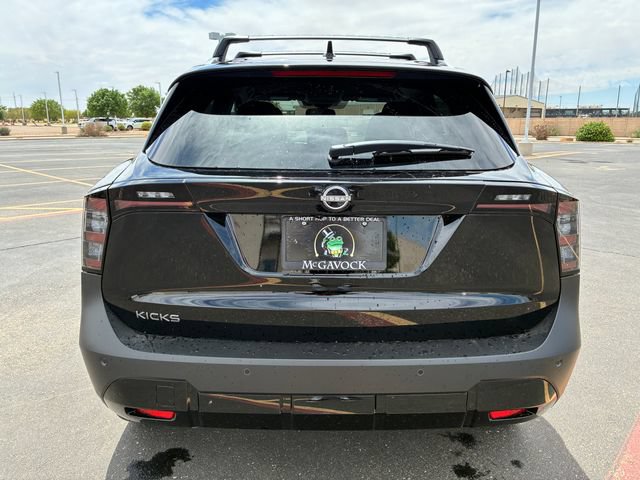 New 2026 Nissan Kicks SV w/ Charging Package FWD image 5