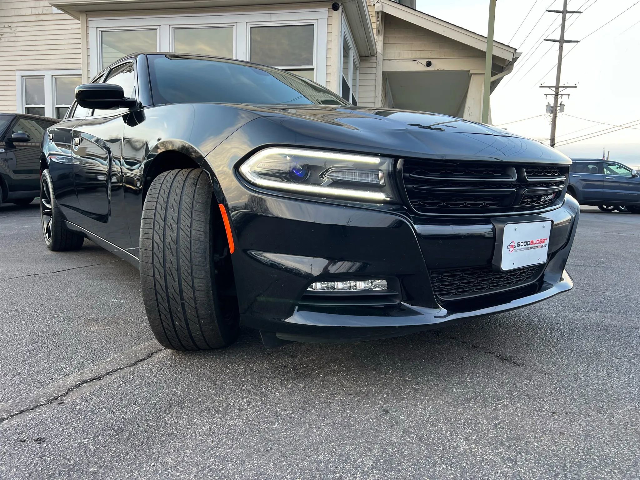 Used 2017 Dodge Charger SXT image 13