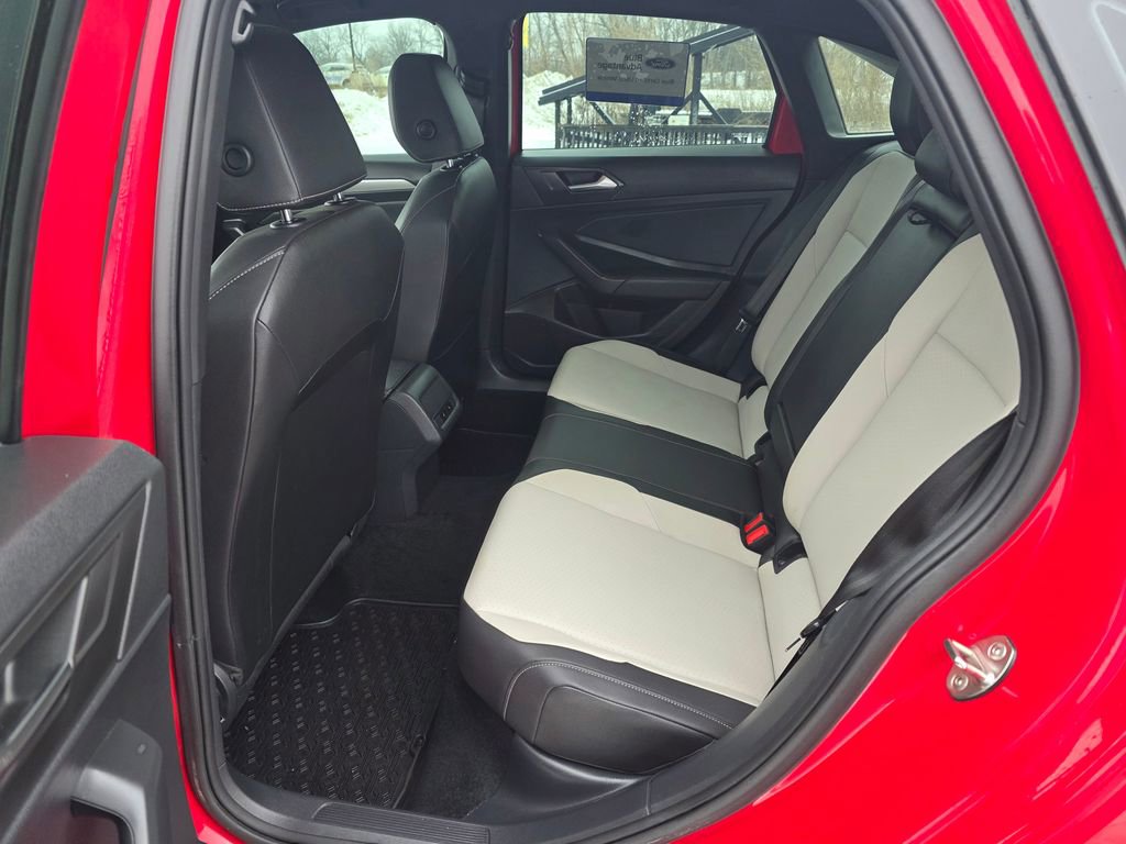 Used 2020 Volkswagen Jetta R-Line image 22