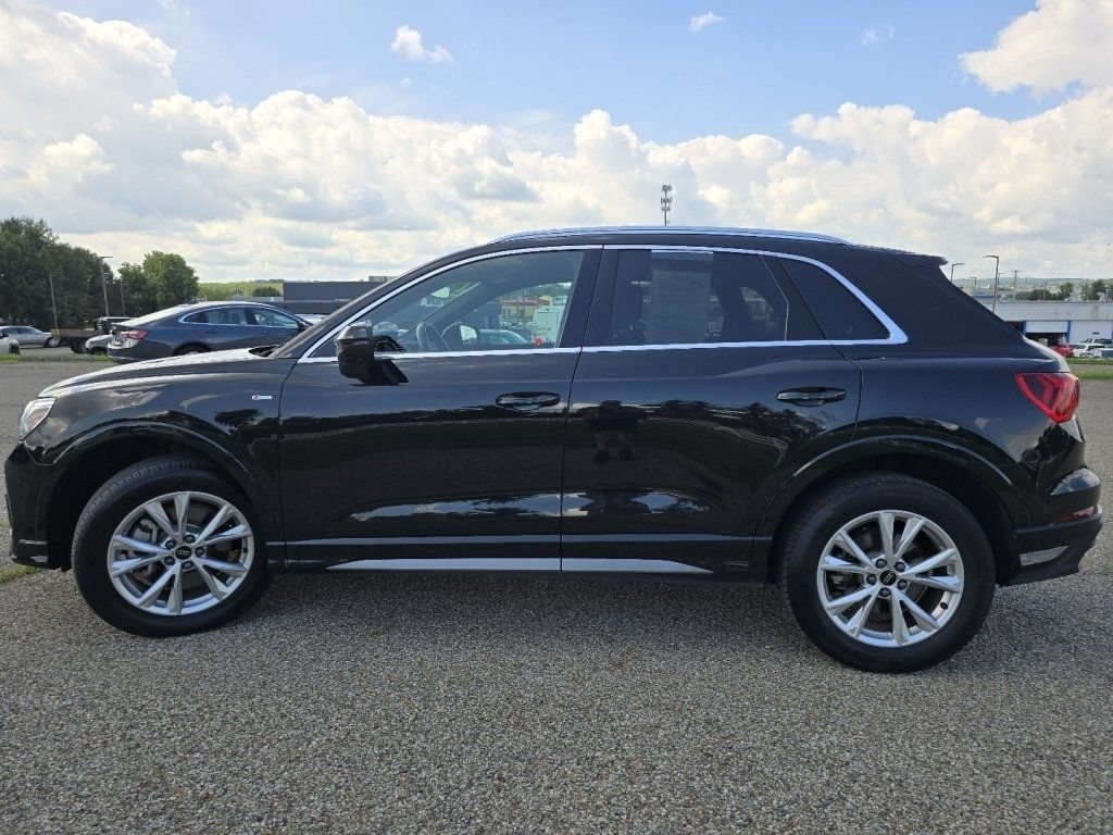 Used 2025 Audi Q3 2.0T Premium AWD/4WD image 17