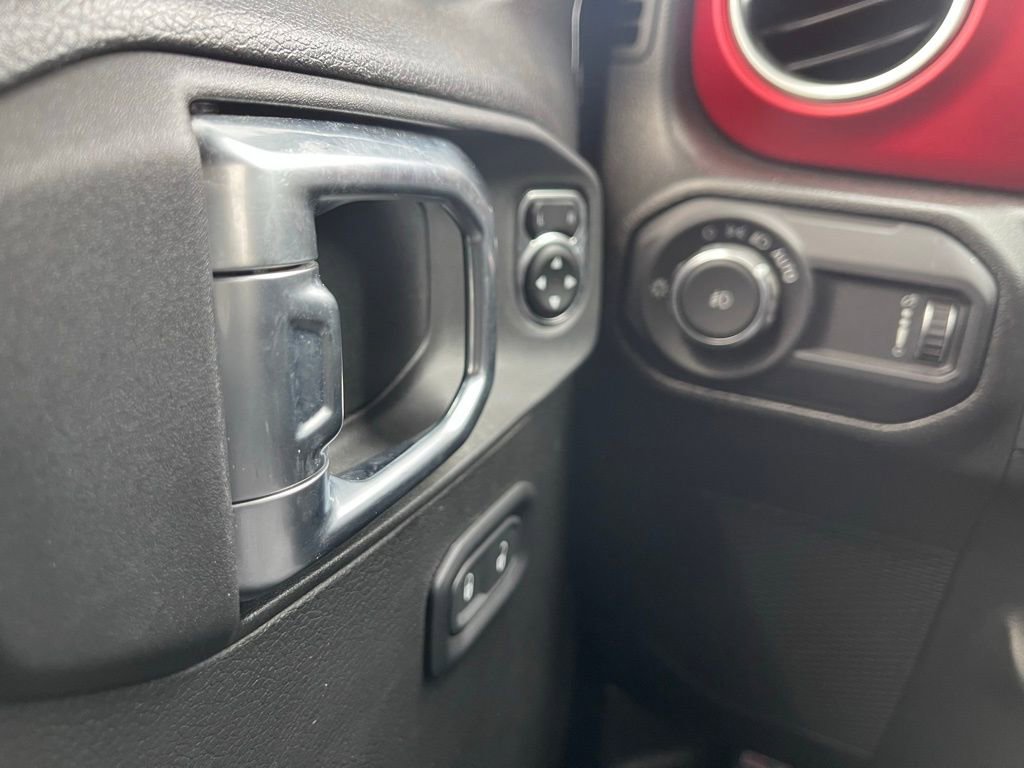 Used 2023 Jeep Wrangler Unlimited Rubicon image 11