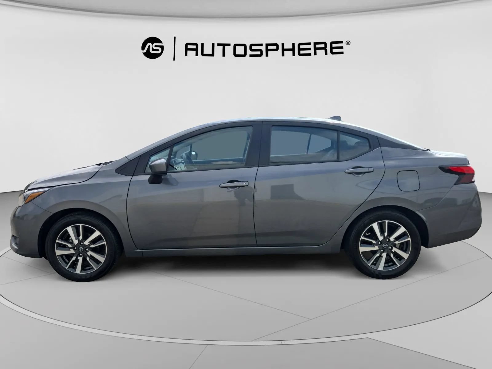 Used 2025 Nissan Versa SV FWD image 4