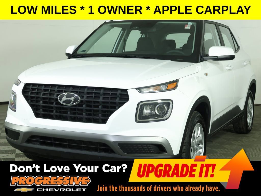 Used 2026 Hyundai Venue SE FWD image 1