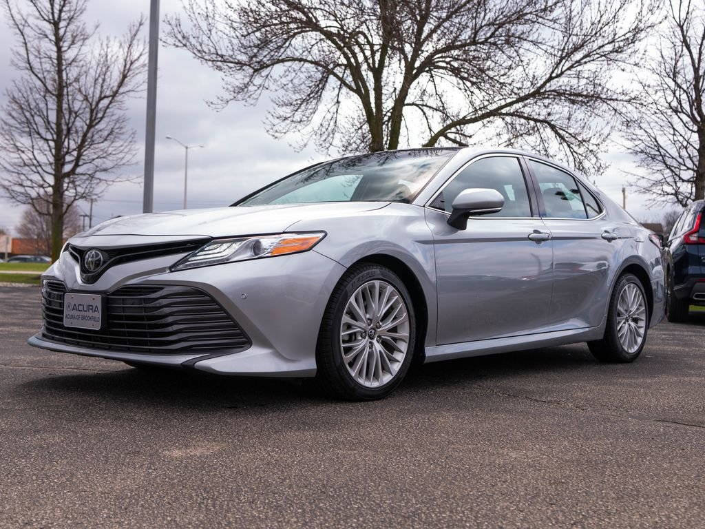 Used 2018 Toyota Camry XLE w/ Driver Assist Package FWD image 5