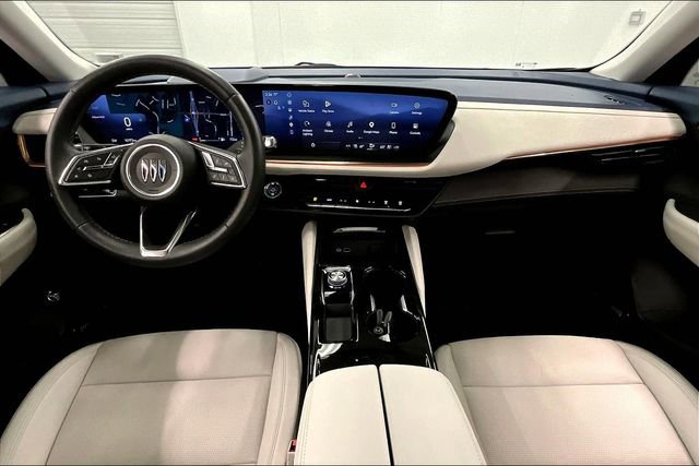 Used 2024 Buick Envision Avenir image 18