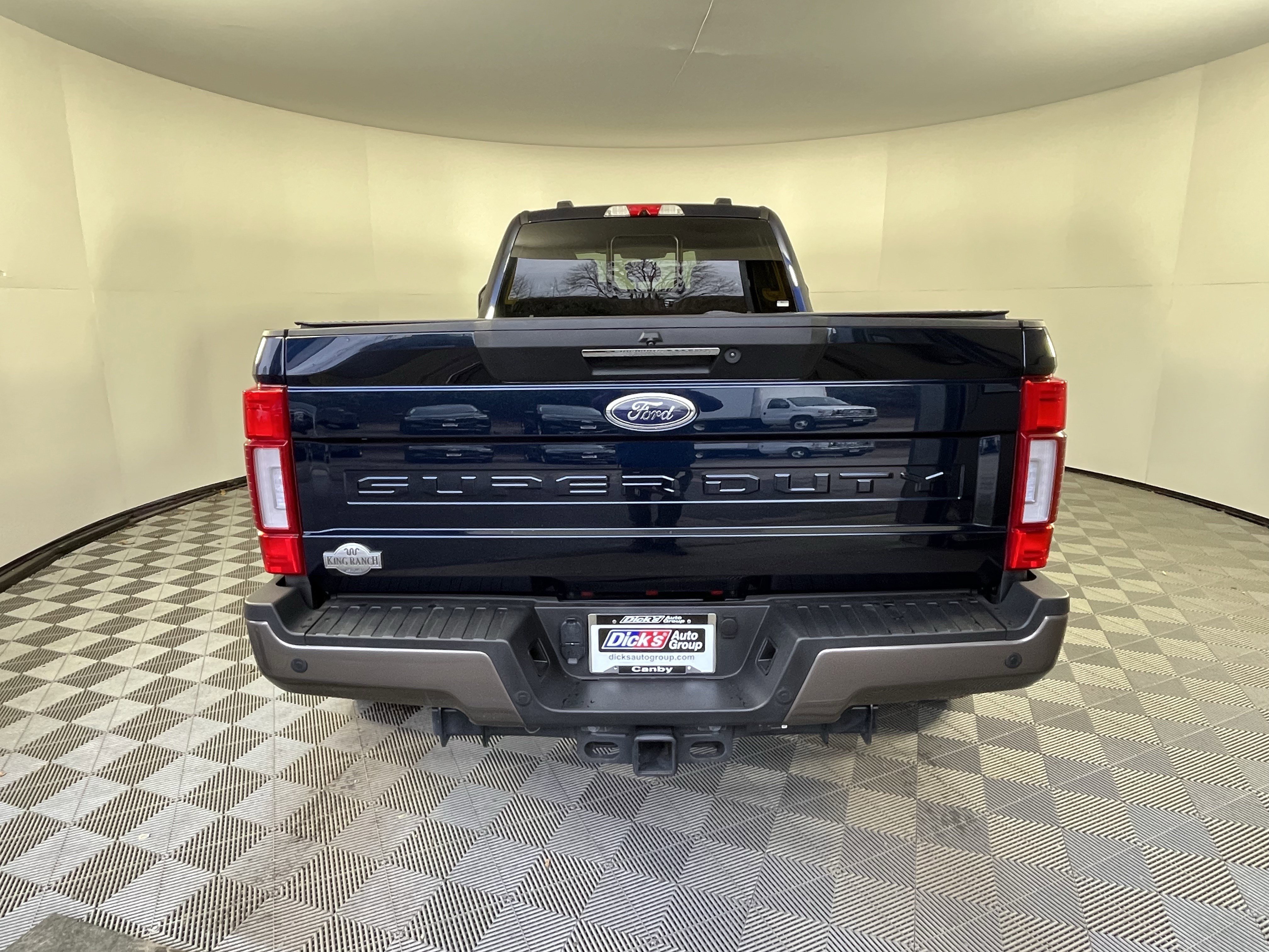 Used 2022 Ford F450 King Ranch w/ King Ranch Ultimate Package image 4