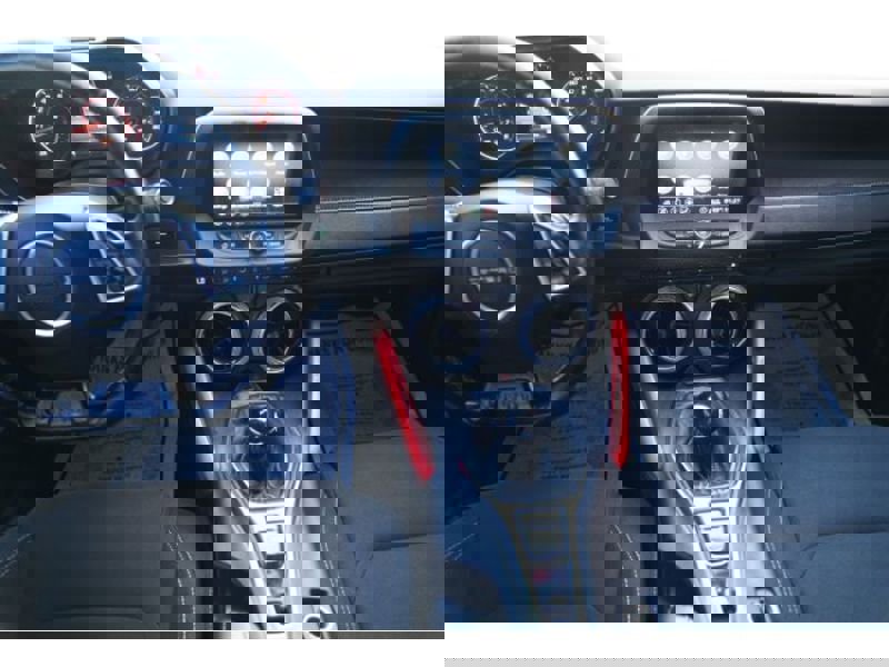 Used 2020 Chevrolet Camaro LT w/ RS Package image 18