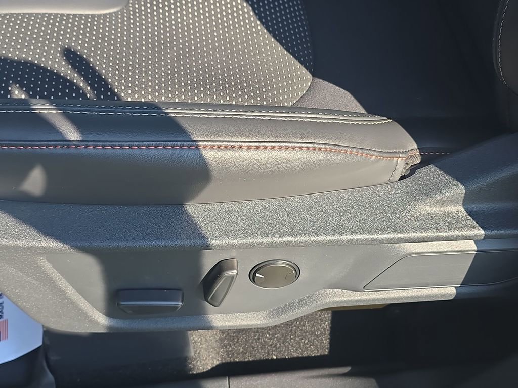 New 2025 Ford Bronco Raptor w/ Interior Carbon Fiber Pack image 18