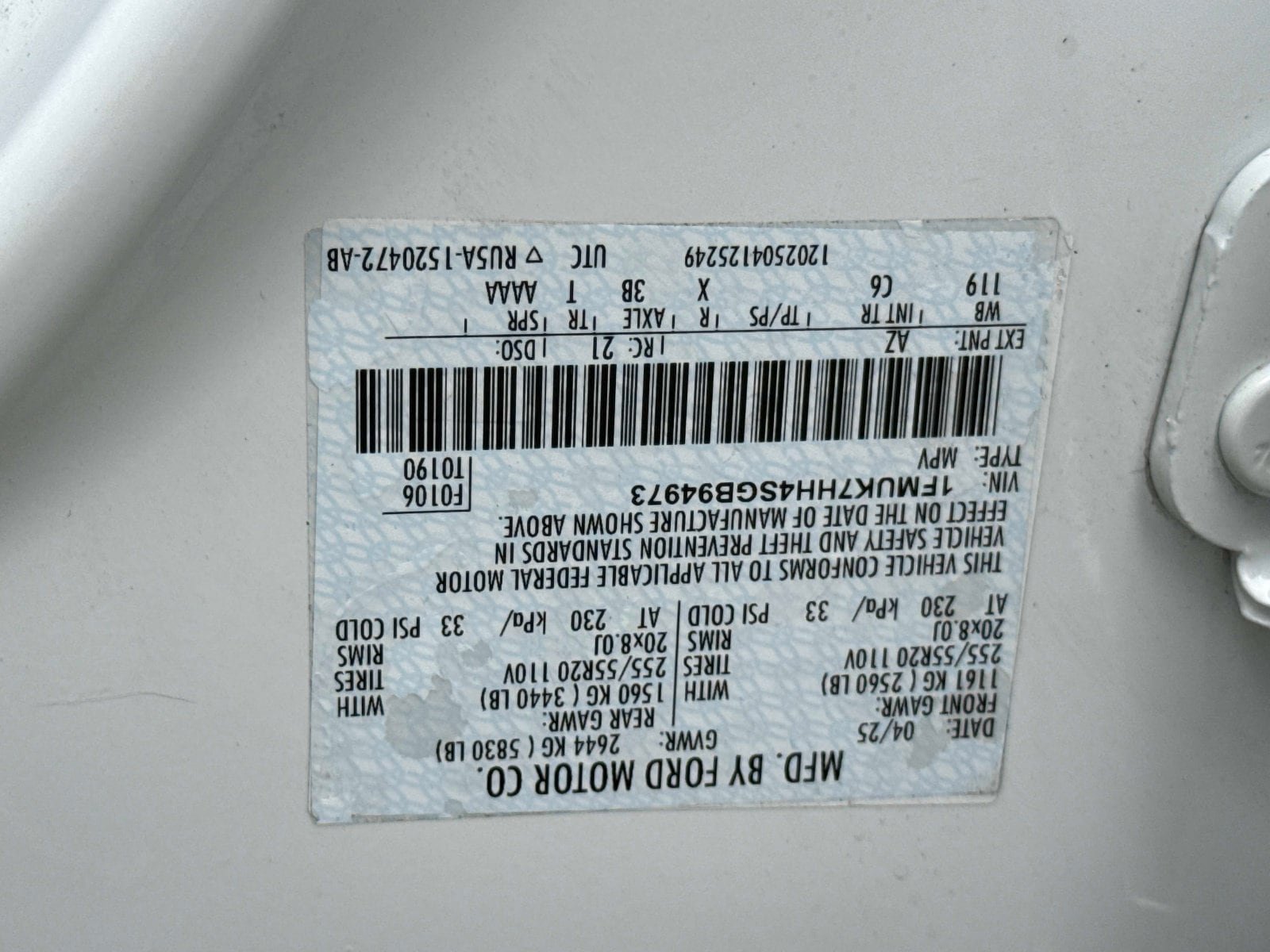 Used 2025 Ford Explorer Platinum RWD image 36