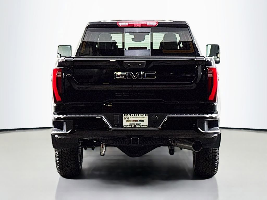 New 2026 GMC Sierra 3500 Denali Ultimate w/ LPO, Black Badging Package image 6
