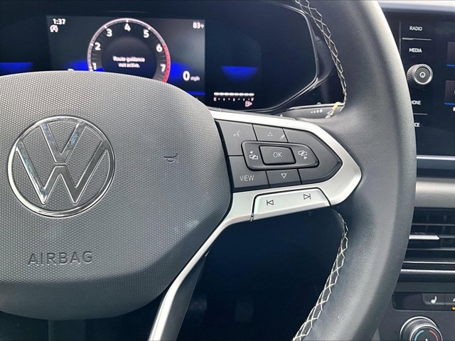 Used 2022 Volkswagen Taos SE image 21