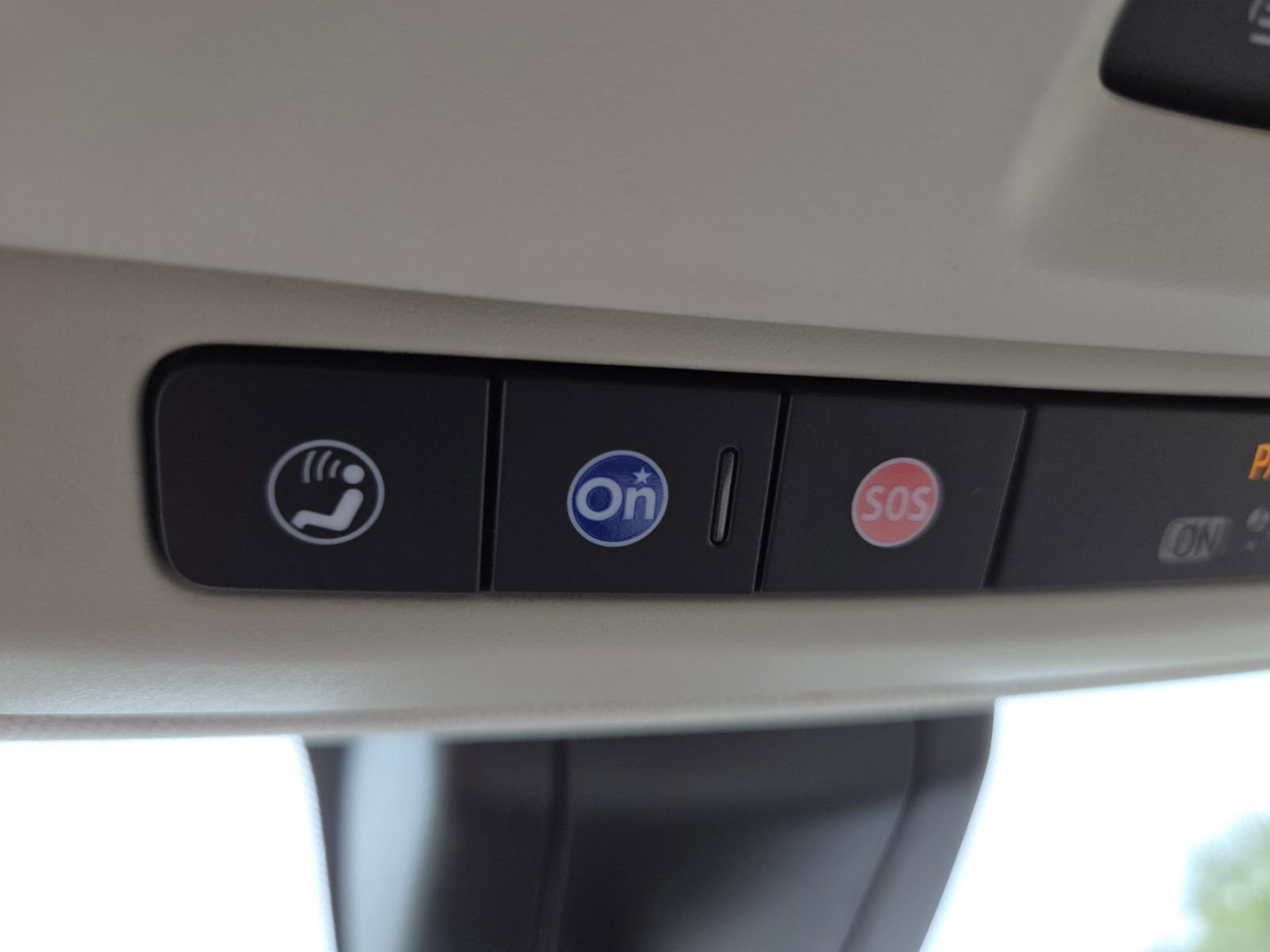 Used 2022 GMC Yukon XL Denali RWD image 36