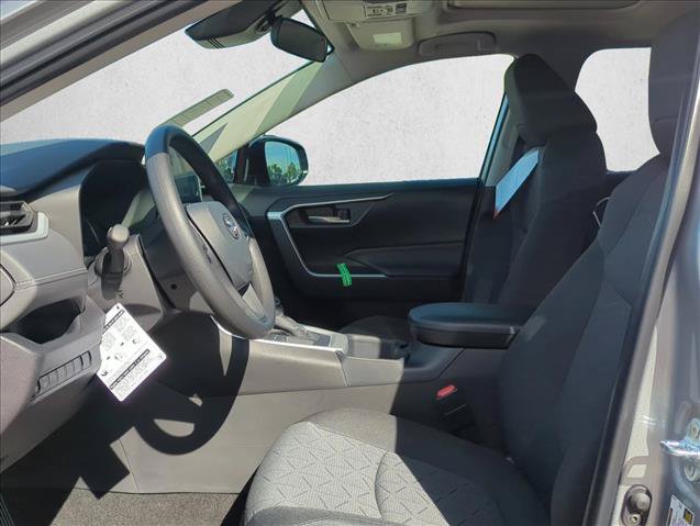 Certified 2025 Toyota RAV4 XLE w/ Convenience Package FWD image 13