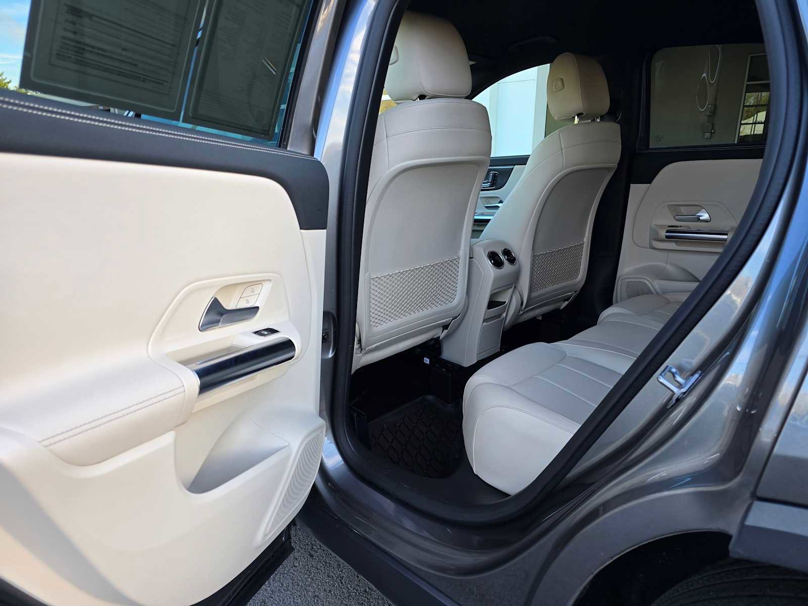 Used 2021 Mercedes-Benz GLA 250 GLA 250 image 21