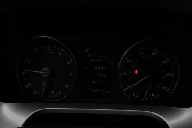 Used 2018 Toyota RAV4 XLE image 22