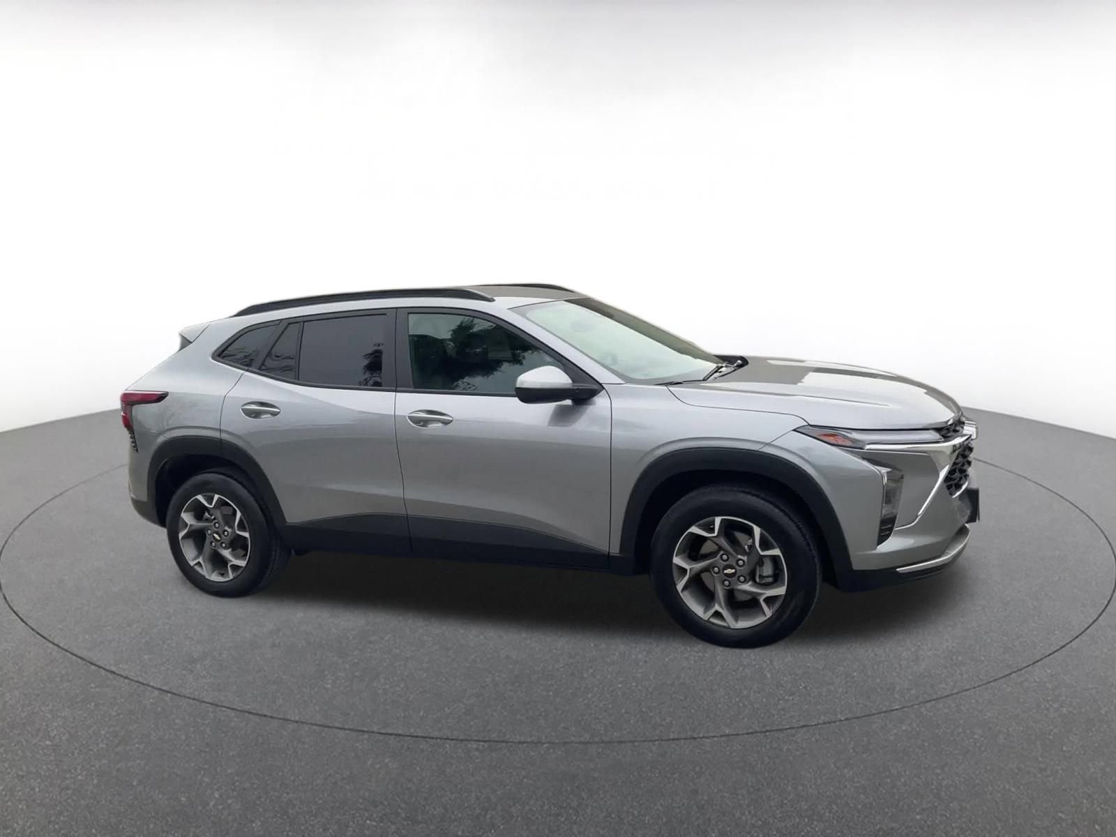 Used 2025 Chevrolet Trax LT video 2