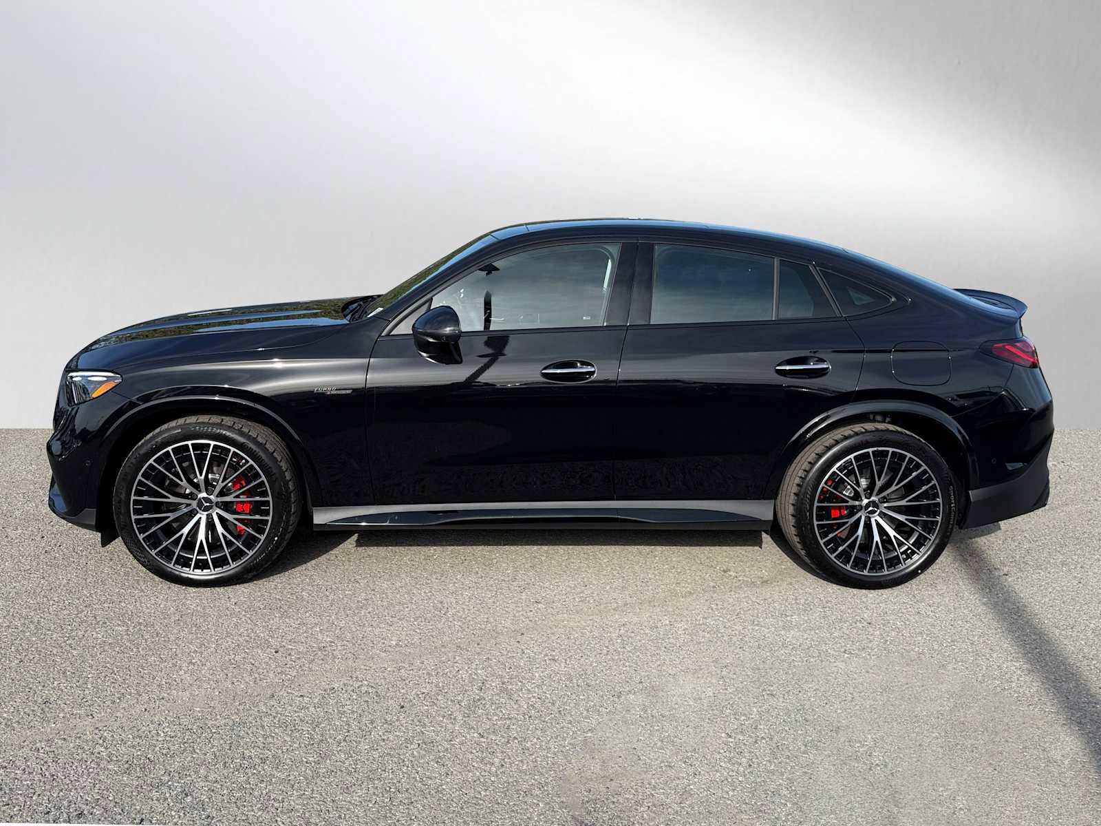 New 2025 Mercedes-Benz GLC 63 AMG S image 4