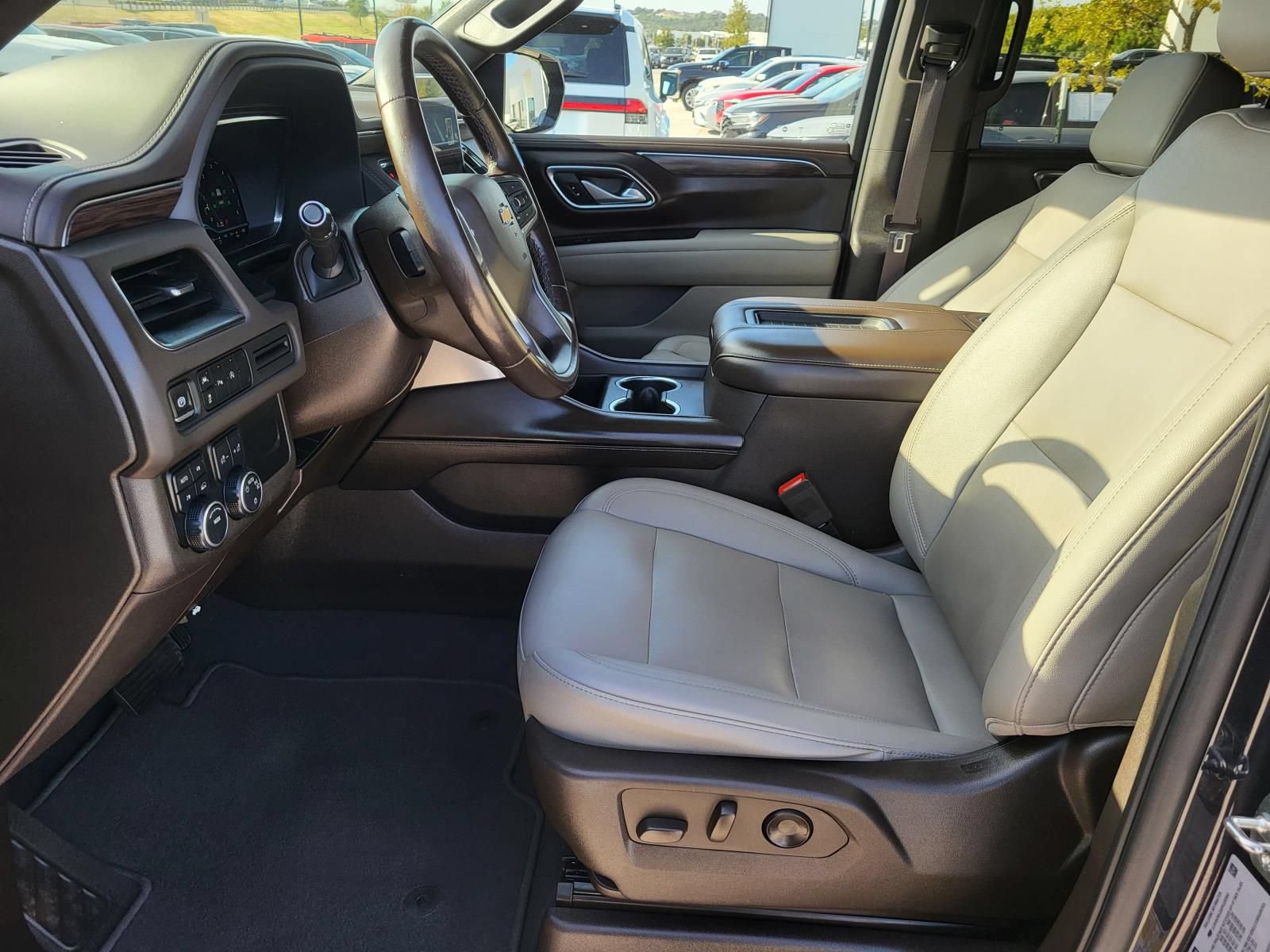 Used 2023 Chevrolet Tahoe LT AWD/4WD image 19