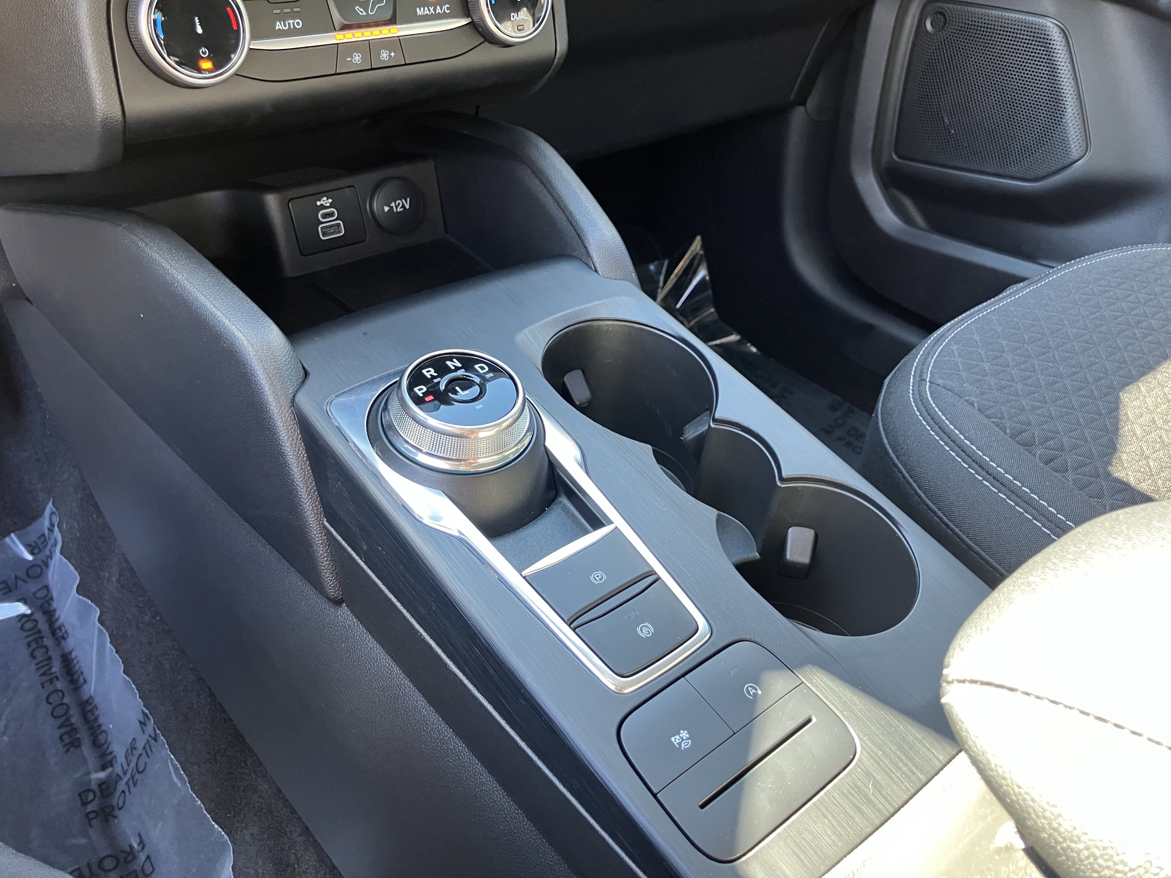 Used 2025 Ford Escape Active image 28