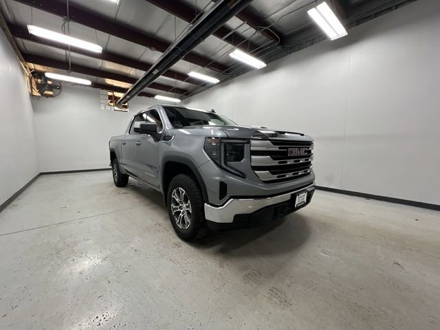 New 2026 GMC Sierra 1500 SLE image 2