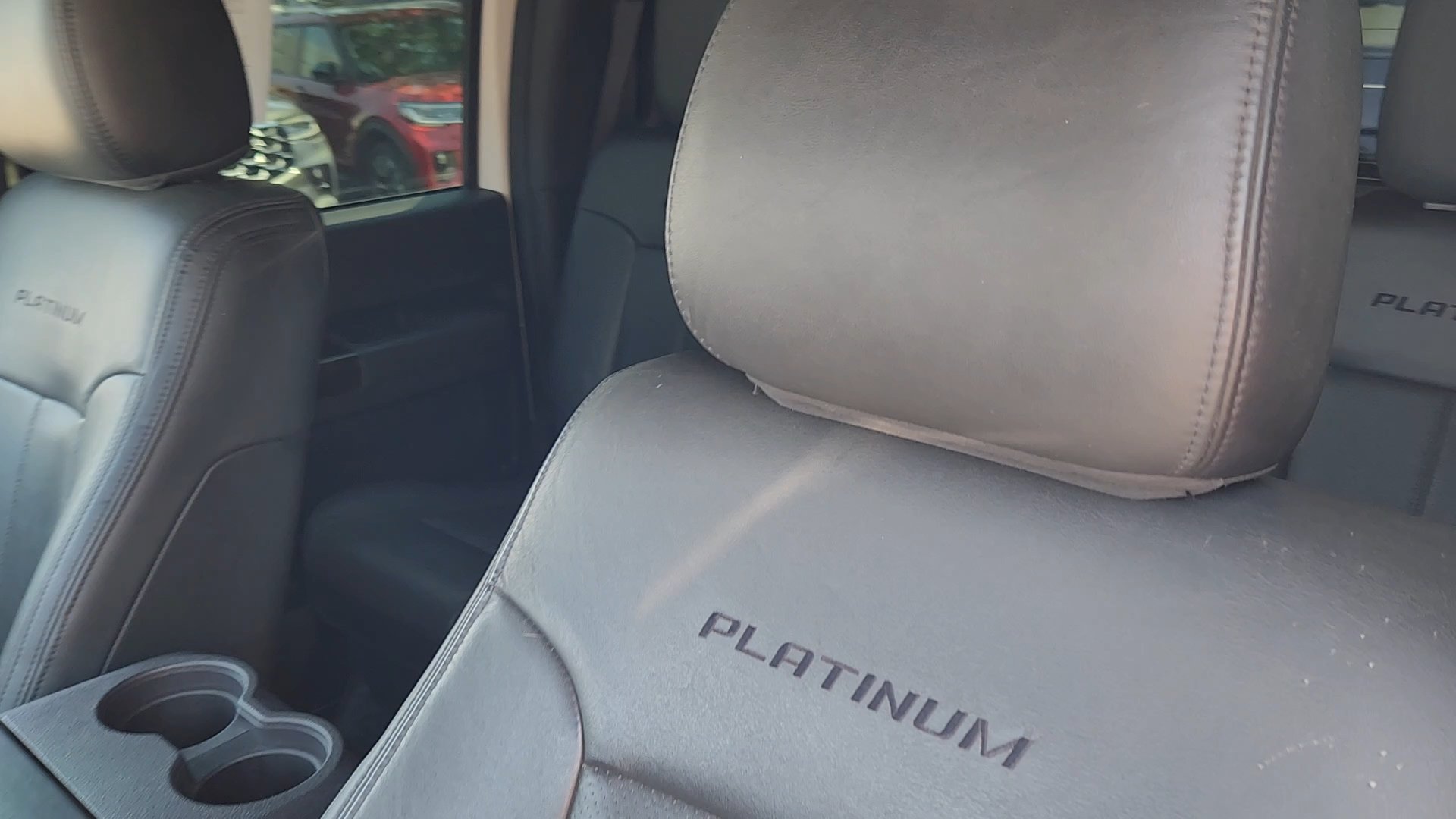 Used 2015 Ford F250 Platinum w/ FX4 Off-Road Package AWD/4WD image 35