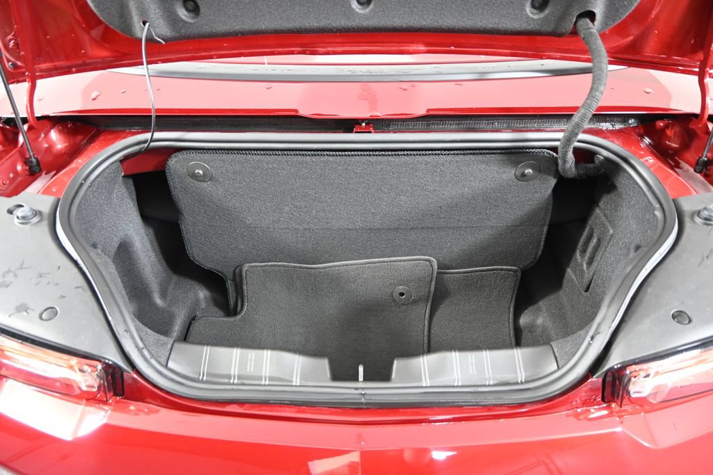 Used 2021 Chevrolet Camaro ZL1 w/ LPO, ZL1 Protection Package RWD image 21